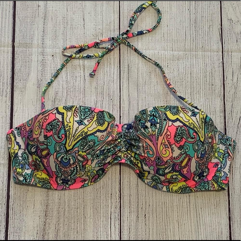 Victoria’s Secret Halter Strapless Bikini Top with Removable Strap Paisley